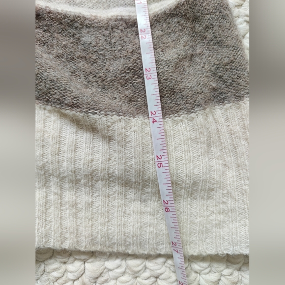 GAP Wool Cardigan - Picture 13 of 15